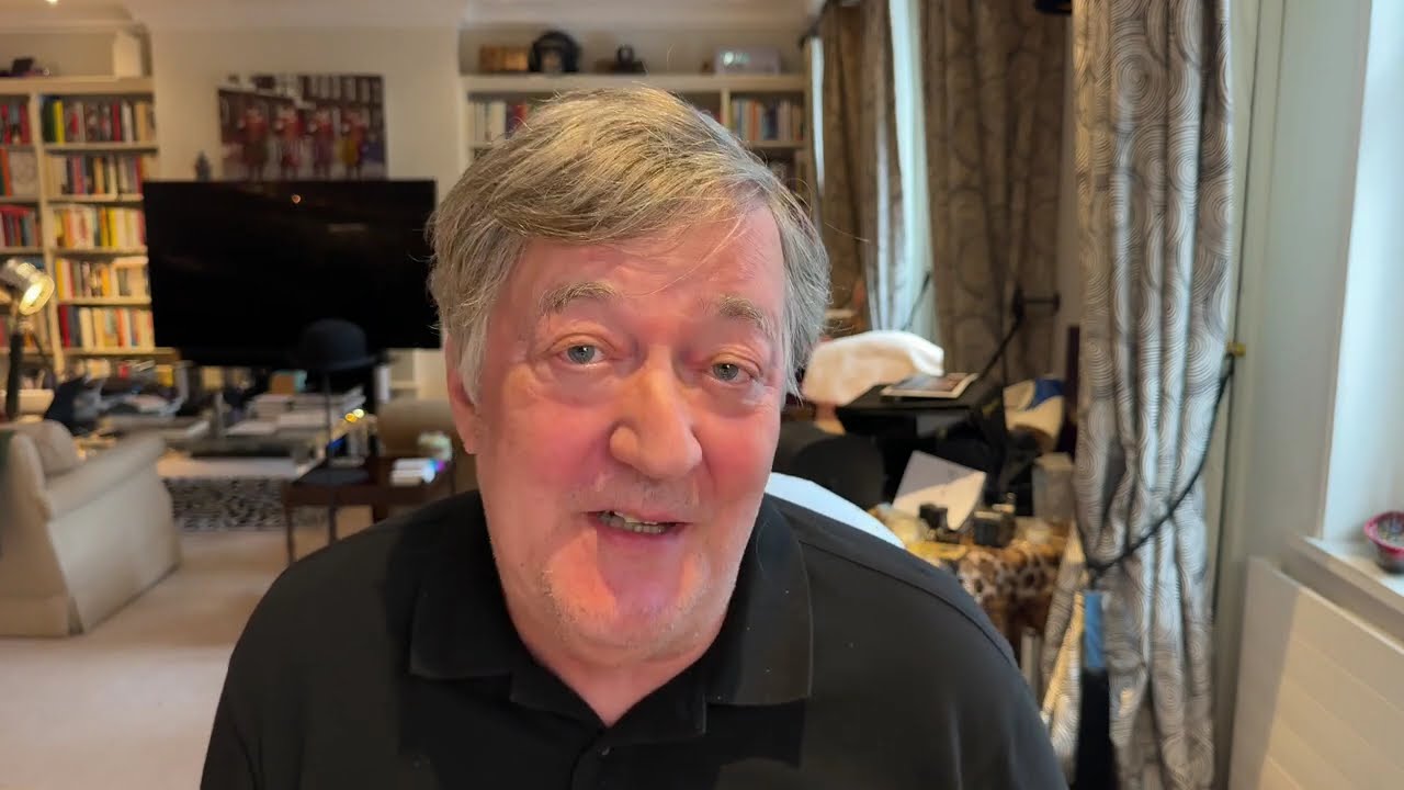 Привет, это Стивен Фрай.