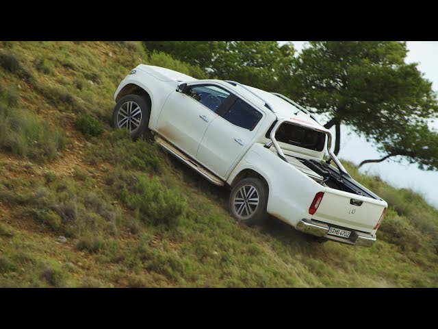 1/43 Spark メルセデスベンツ X-Class X220d 2018 1/43 Spark Mercedes