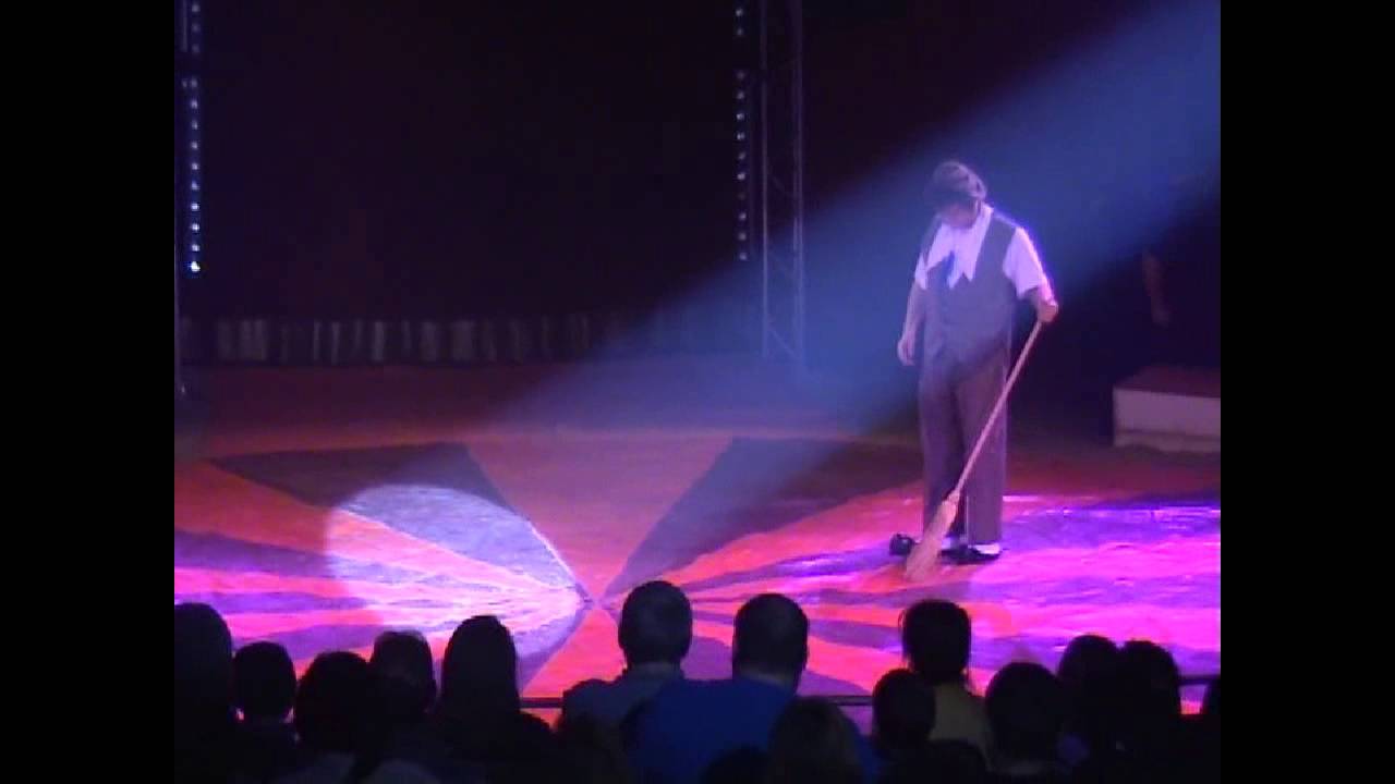 Clown Francesco Beeloo Reprise Demo 2011/2012 Represented by Int.Show Productions BV.