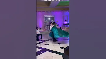 ملكة احساس اليسا ليله البسلك ابيض 