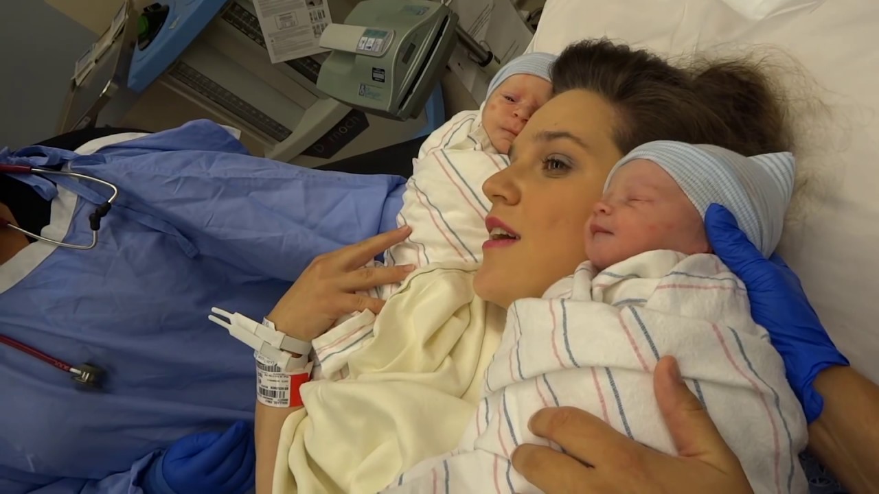 12 Baby Birth Videos That (Really) Prepare You For The Big ...