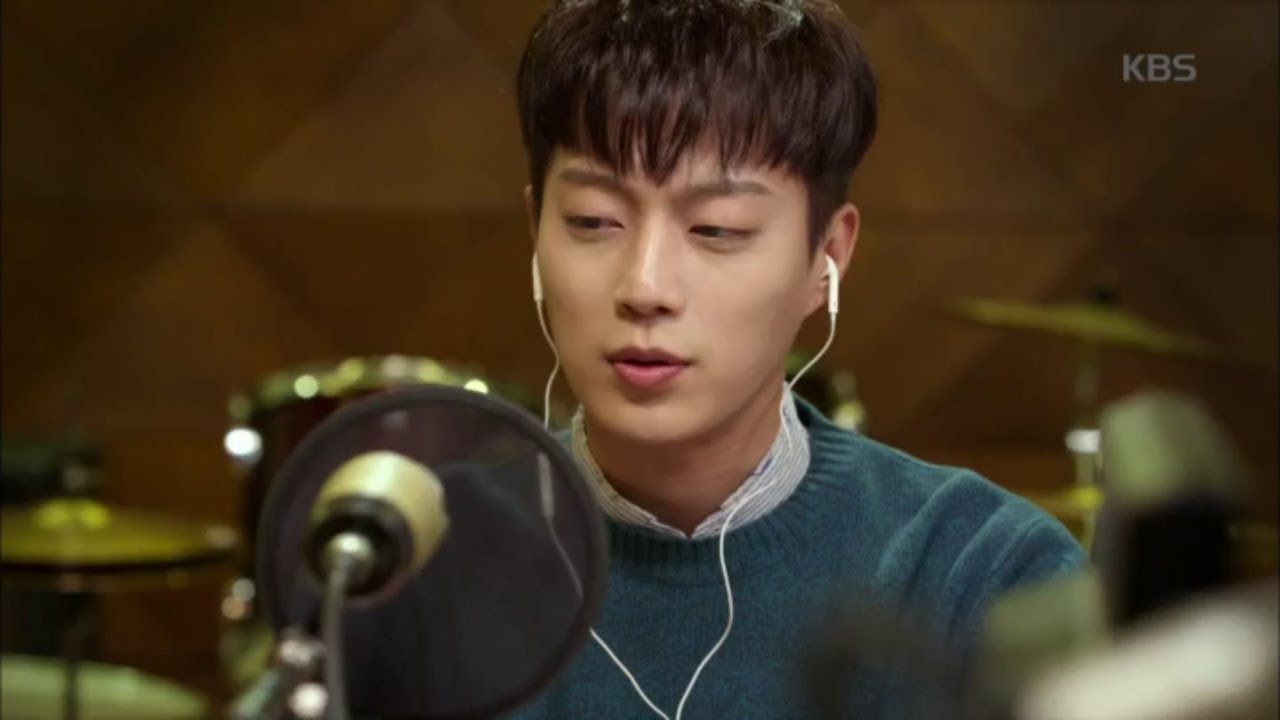 라디오 로맨스 - 대본원고 사라져도 상관없는 윤두준의 모습에 김소현 ‘감동’.20180220