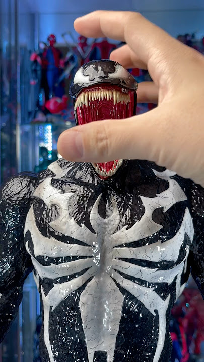 [ASMR] Venom hates his chiropractor..🥲 #shorts #asmr #venom