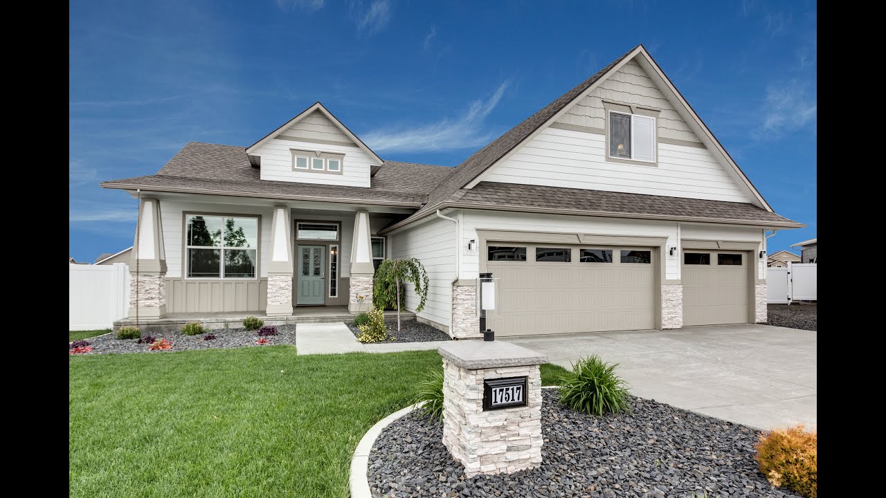 Sundance Court Slideshow