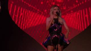 Kelsea Ballerini - Unapologetically Live Metro