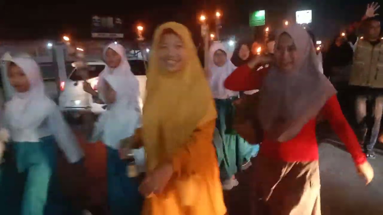 Bahagia sambut Ramadan #pawaiobor #sambutramadan #kadipaten #majalengka  #rafakamajaluka #night 