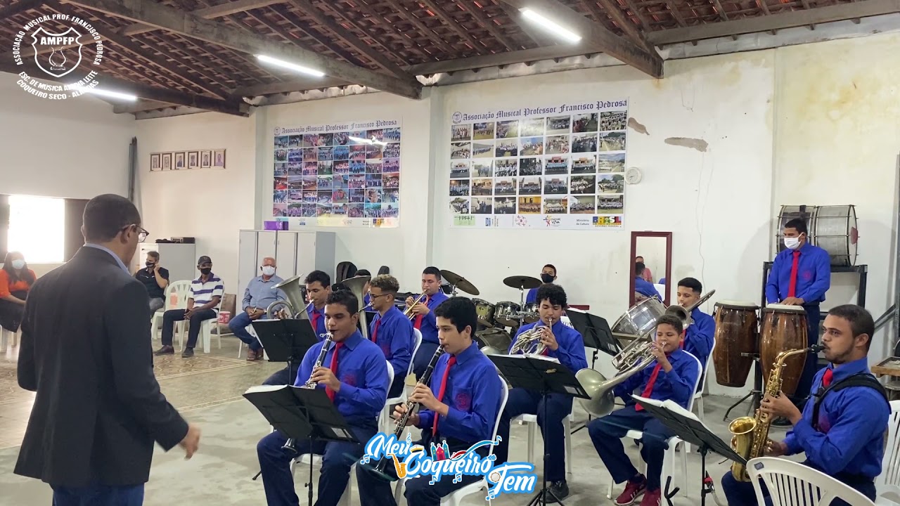 SELEÇÃO DE ROUPA NOVA 