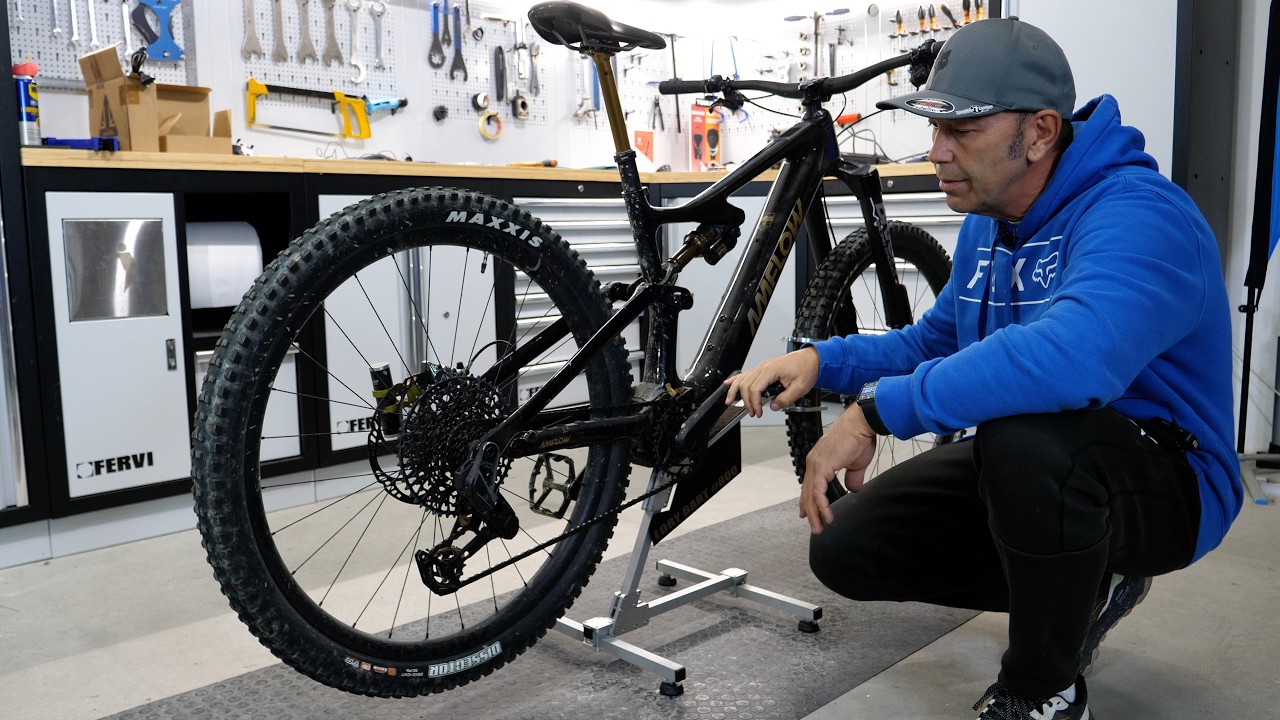 VI PRESENTO IL MIO NUOVO CAVALLETTO BICI MANUTENZIONE A 129€