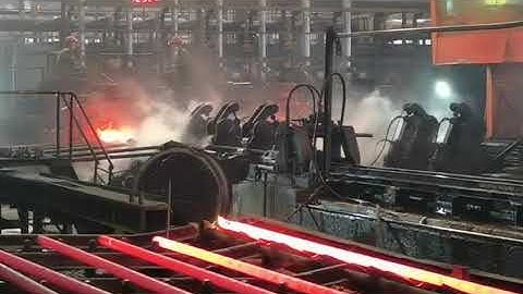Piercing process of the hot rolled steel pipe (1)