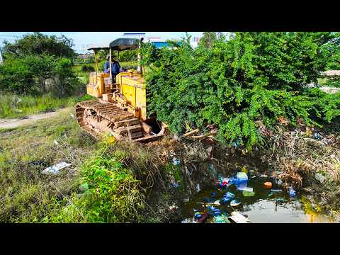 First Start Amazing New LANDFILL.! By Skill Bulldozer Pushing Soil Delete Garbage On Flooded Area