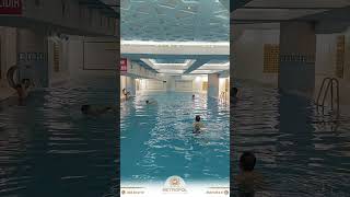 Anadolu Yakasının Yarı Olimpik Yüzme Havuzu Metropol Hamamda Üzmehavuzu Ürkhamamı