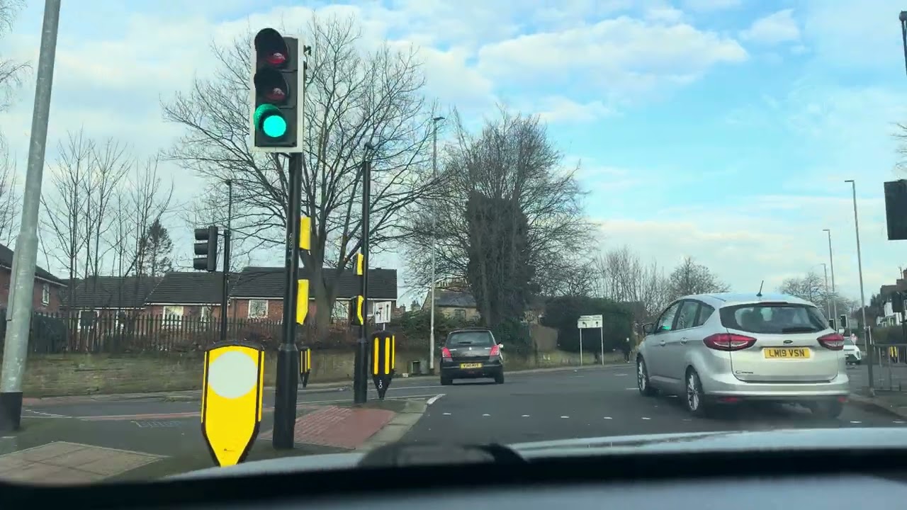 Harehills to Horsforth Junctions observations and Roundabouts position needs Fixing 25.02.2026