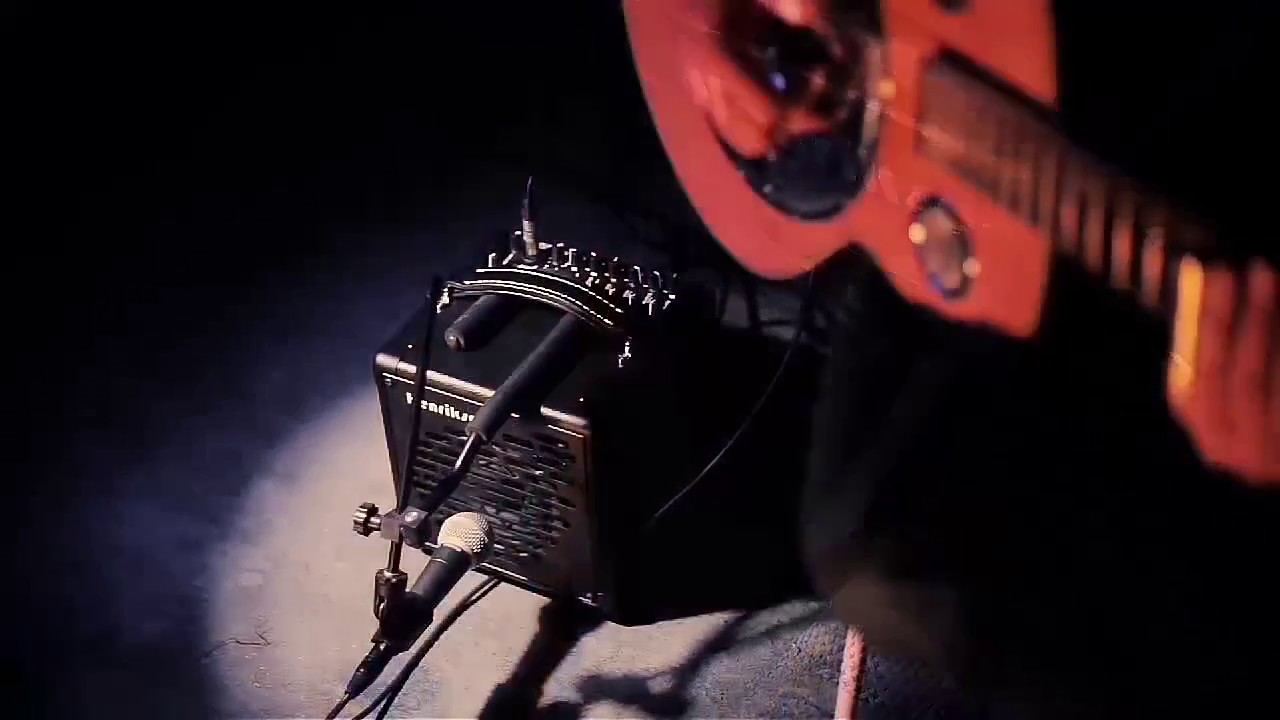 Henriksen "The Bud" Amp | Demo by Topaz Aditia w/ Resonator Guitar