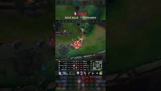 Jinx SOLO KILLS Tryndamere | KR Master Patch 26.18 #shorts