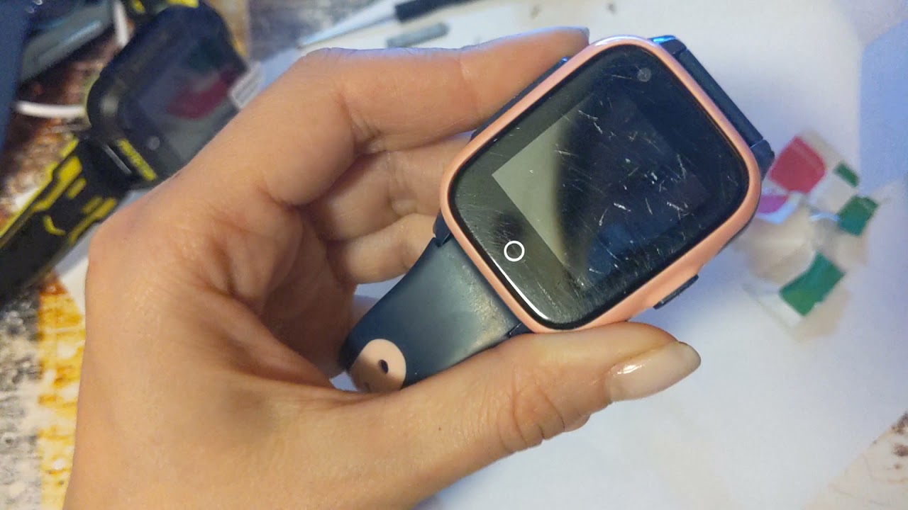 Как наклеить защитное стекло на детские умные часы Wonlex?