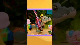 the PAW Patrol rescue a dinosaur tangled up in balloons! 🎈🦖