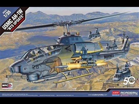 AH-1W Super Cobra １／３５ Amazon.com: AFV Club FV35S21 1/35 Taiwan Army AH-1W Super