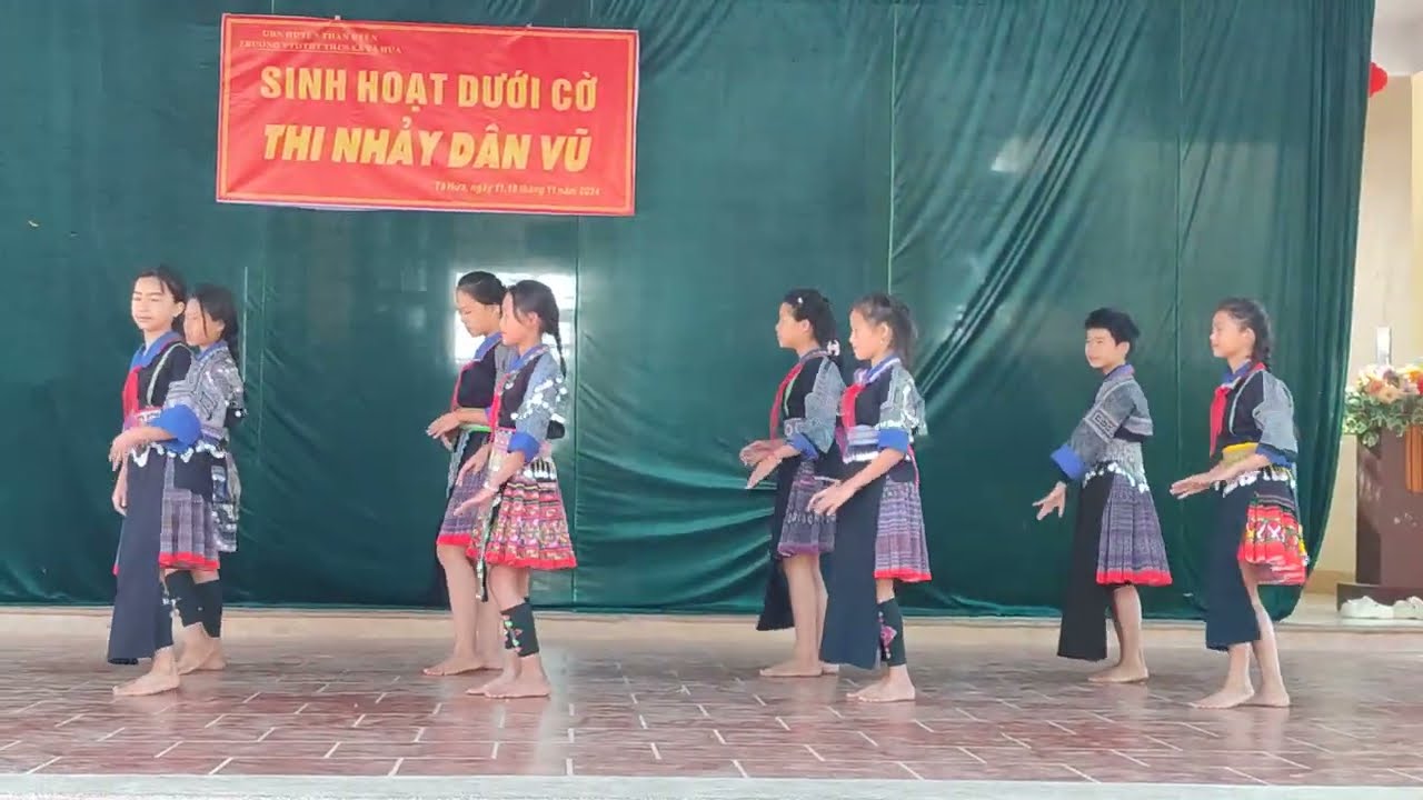 Nhảy dân vũ chi đội 6A