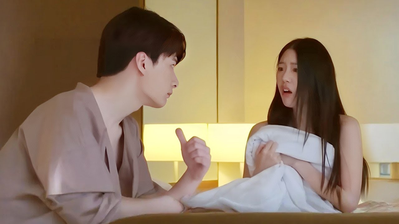 Drunk Girl Thinks She Slept with Her Crush but Wakes Up Next to His Best Friend