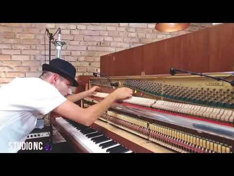 Despacito عازف بيانو يعزف بطريقة جنونية أغنية ديسباسيتو 