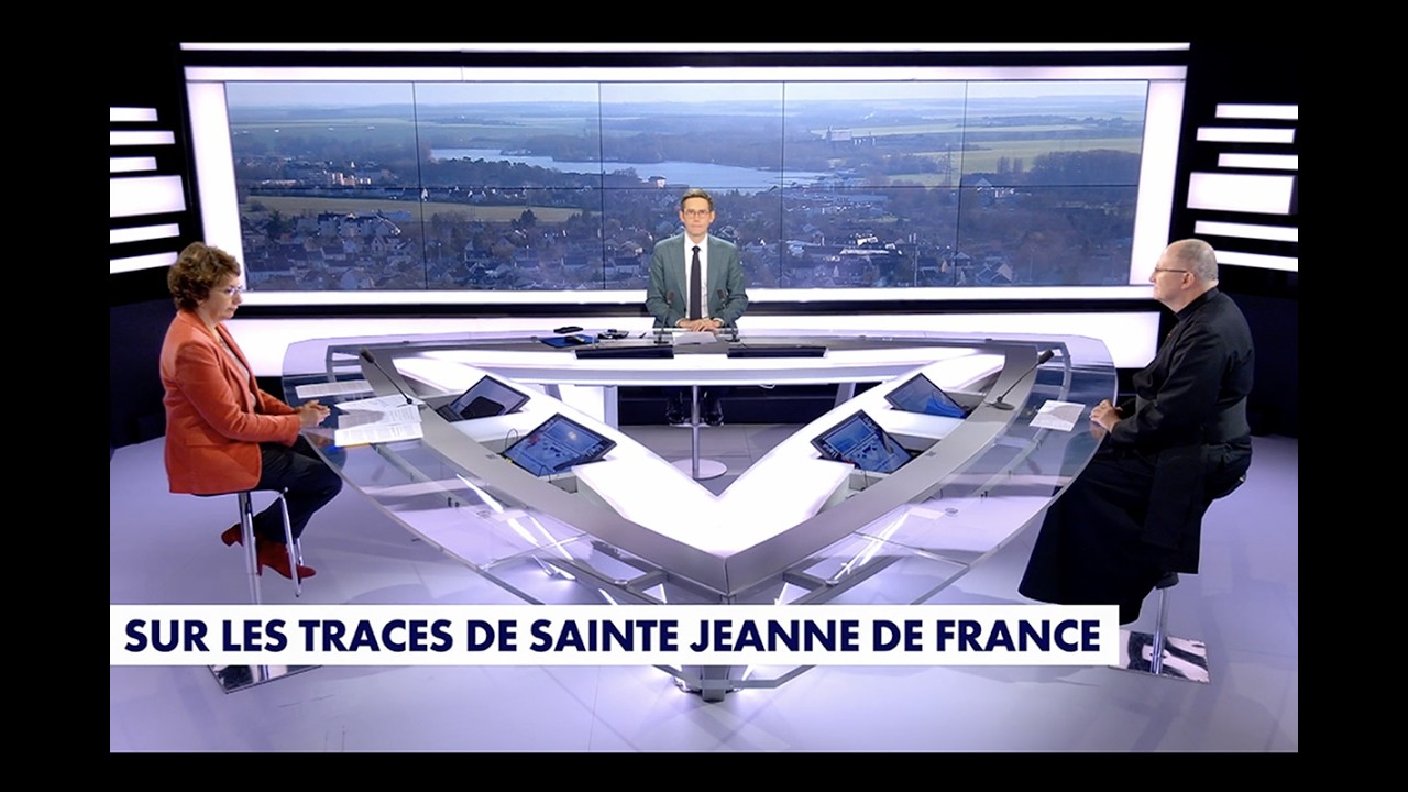 Sainte Jeanne de France, reine au pied de la Croix