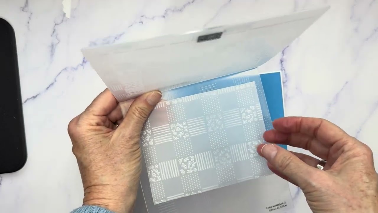 Многослойная открытка «Волосатые друзья»