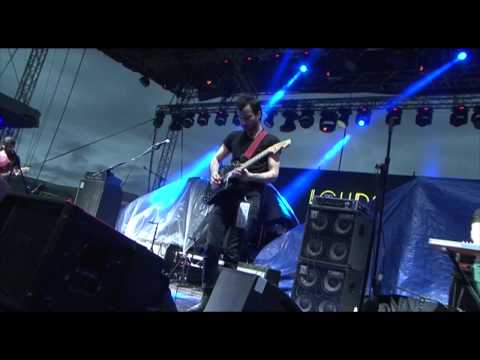 უკომენტაროდ - Tbilisi Open Air 2015 - The Bearfox / LOUDspeakers