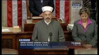 Watch New Jersey Imam Offers Prayer Opening Session Of Congress