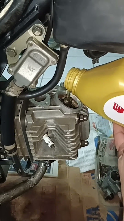 Taruh Oli Mesin Ke Motor Jupiter Z.