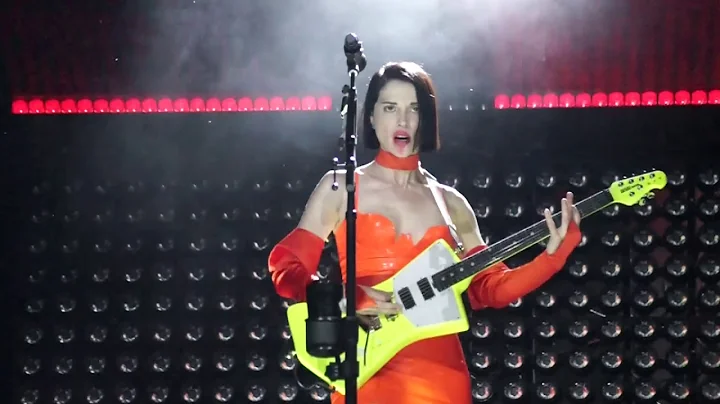 St. Vincent - Huey Newton (Milano, Magnolia, June ...