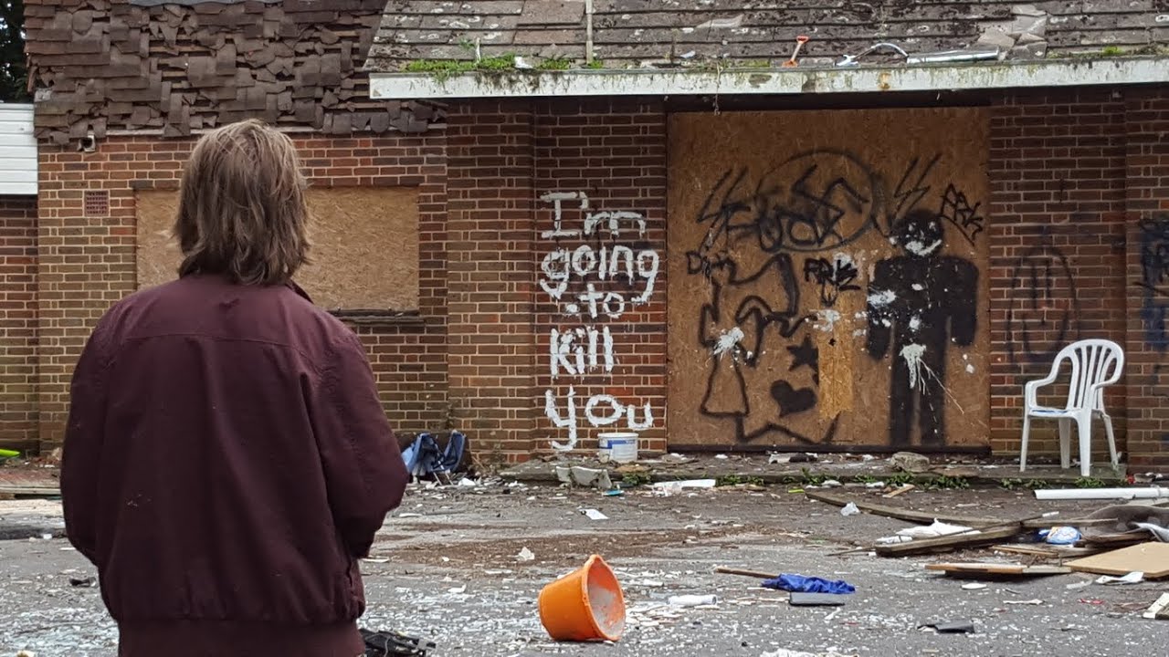 EXPLORING THE OUTSIDE OF A CRAZY ABANDONED MANSION | MattDWMC