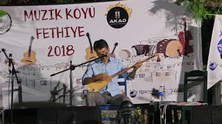 Urum Ulaş Özdemir - Daha Senden Gayri Aşık Mı Yoktur - Müzik Köyü  Fethiye 2018