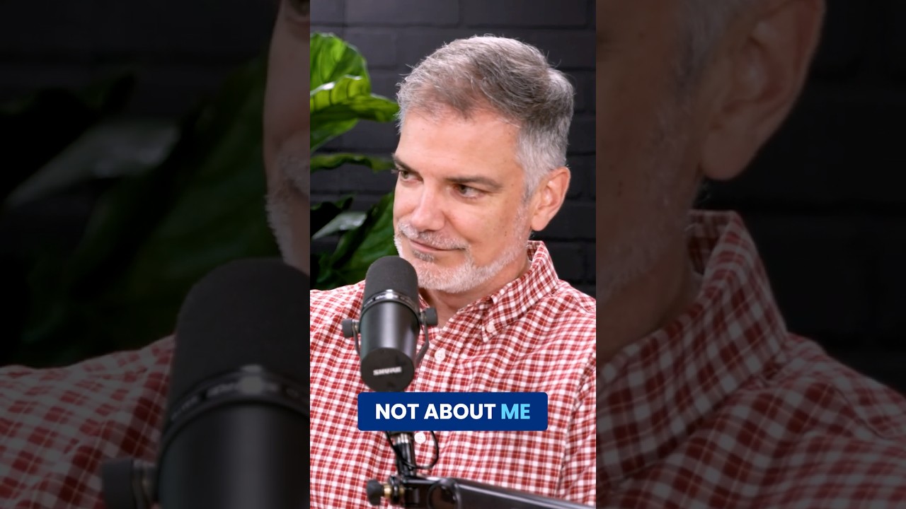 Learning to Step Out of the Spotlight