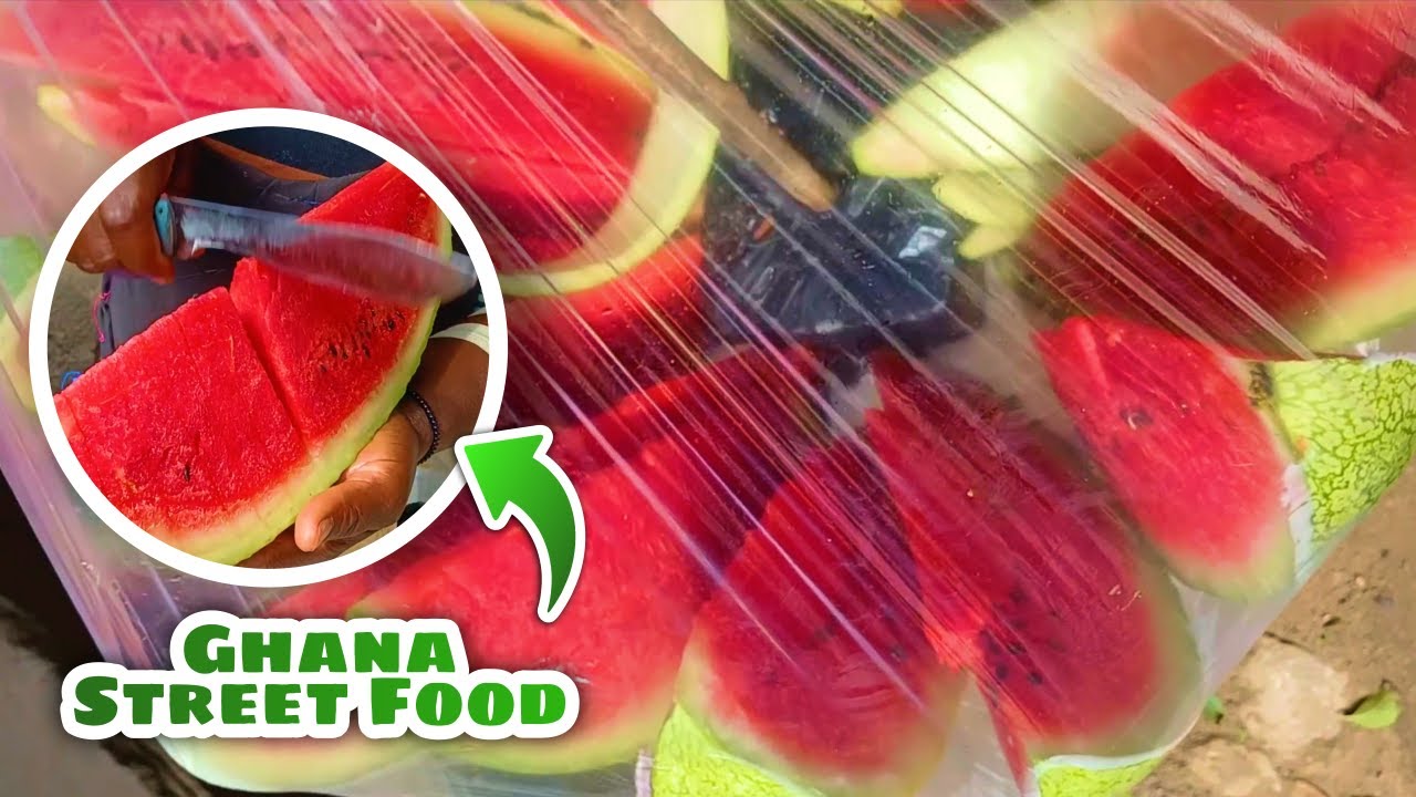 How I bought a slice of watermelon 🍉 easily on the street of Accra