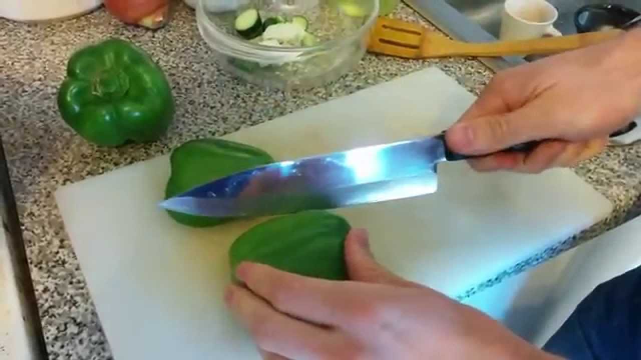 Chopping bell pepper