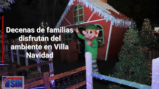 Decenas de familias disfrutan del ambiente en Villa Navidad