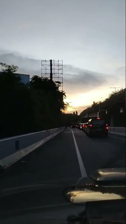 PERJALANAN HIDUP DAN CINTAKU