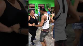 Bachata carrandales 💃🕺 ella también puede bailar 🔥🔥🔥 (suscríbete) para más