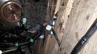 Undoing flywheel bolts simple tools