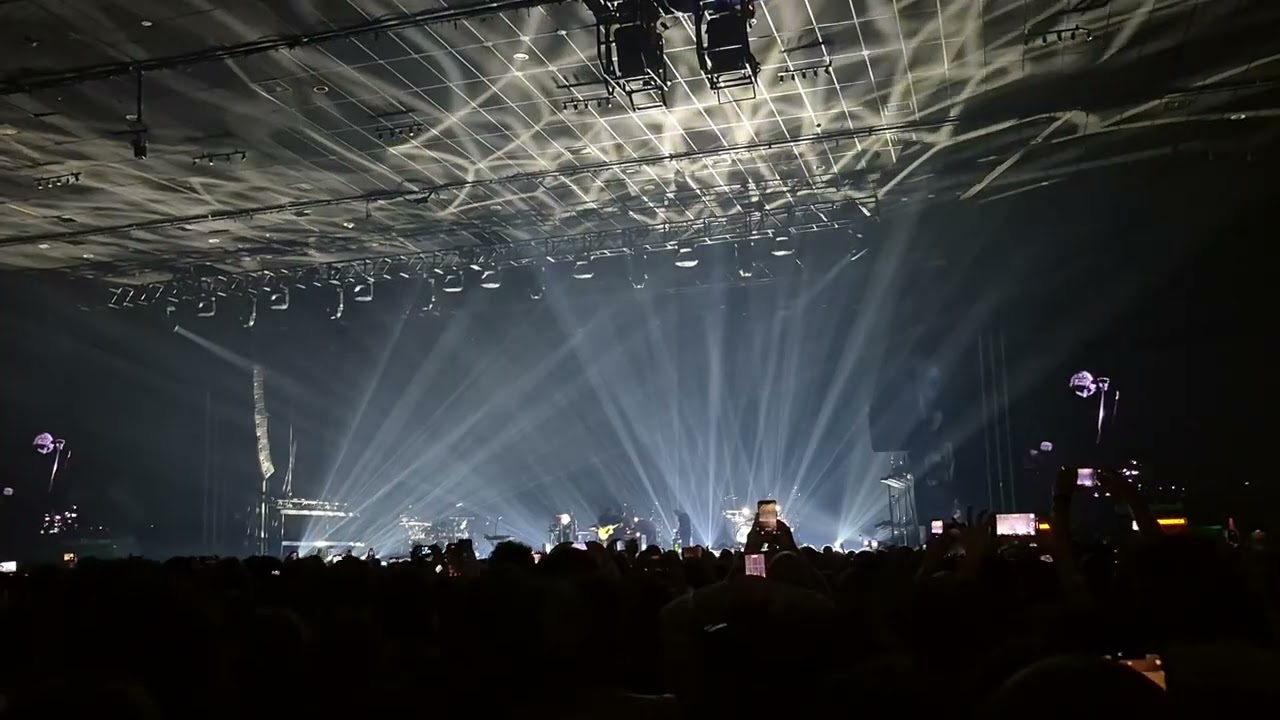 Massive Attack - Teardrop (Sao Paulo - 13/11/2025)