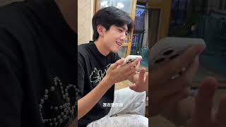 自己都养活不了还想着娶媳妇!#黄冠澎 #大学生 #母子日常#娶媳妇