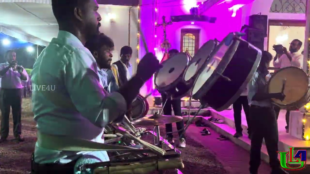 ദൈവസ്നേഹം നിറഞ്ഞു നില്ക്കും 