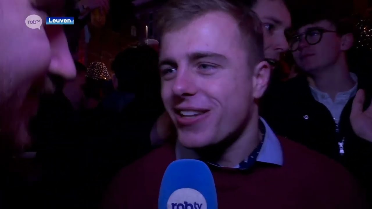 Vince Van Gossum - Oudjaar op de Oude Markt in Leuven (ROBtv)