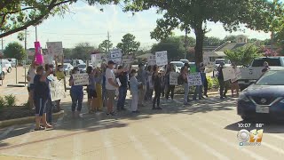 Dozens Of Parents Push For District-Wide Mask Mandate In Lewisville ISD