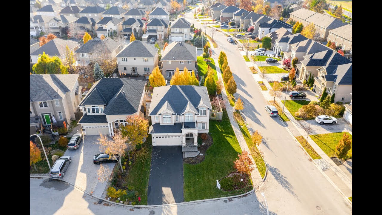 4 Lovett Court, Ancaster Home for Sale by The Team Real Estate