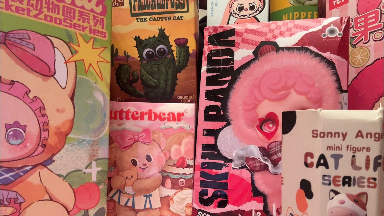 ASMR opening blind boxes (first asmr video) 😴💤