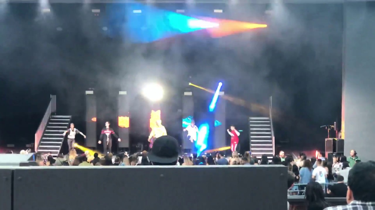 Jello by PRETTYMUCH (live roxy tour)