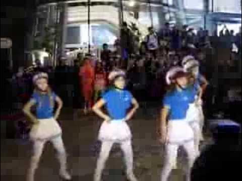 KPOP IN PUBLIC  ONE-TAKE ] CRAYON POP (크레용팝) - Dancing Queen (댄싱 퀸) by  AURORA 