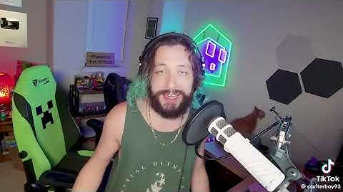 Lest build an endless an endless skyscraper on mine craft 