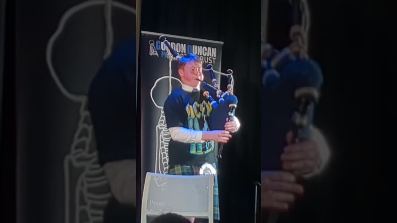 Cameron Bonar Plays Thunderstruck at Gordon Duncan Event in Mt. Vernon, WA